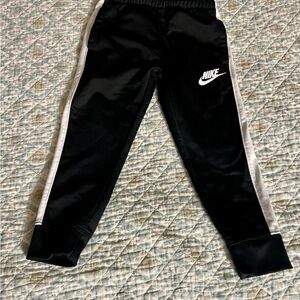 Nike tracksuit bottom